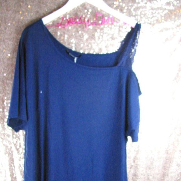 NWT BloomChic navy lacy shirt 14/XL - Picture 4 of 11